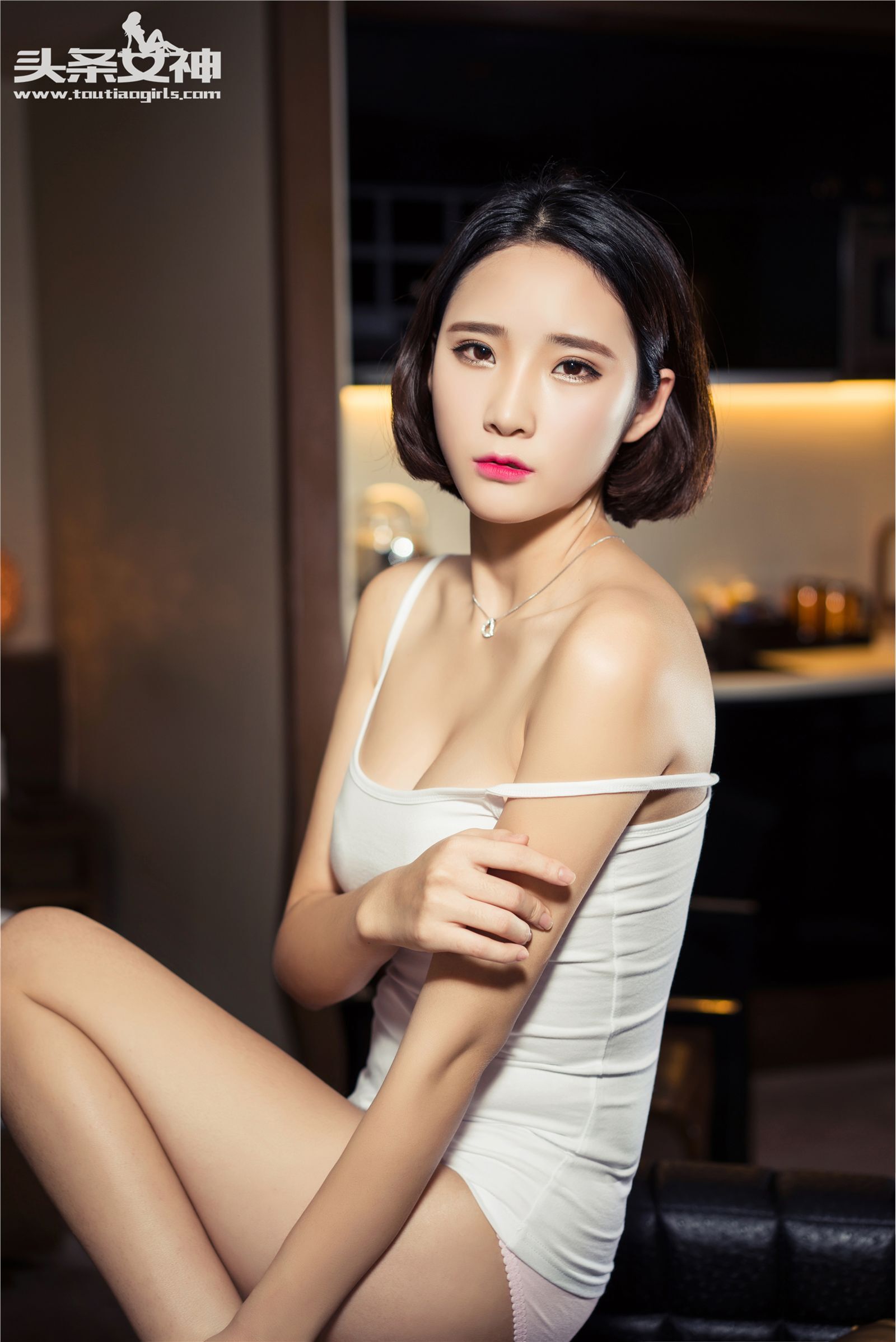 [Toutiao girls] headline goddess 2016.05.06 Miss Qin Ruoxi